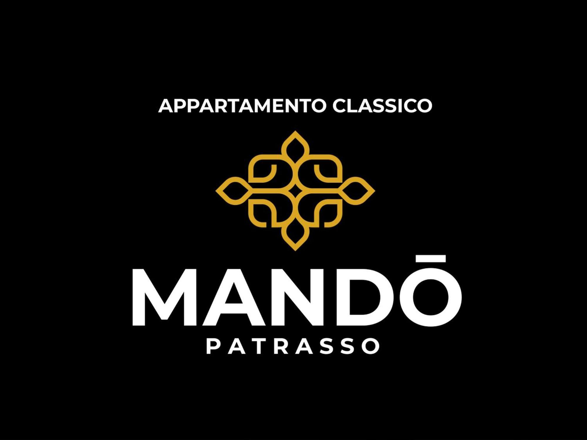 Mando Patrasso - Classical Apartment In The Center Of Patras With Free Parking Buitenkant foto